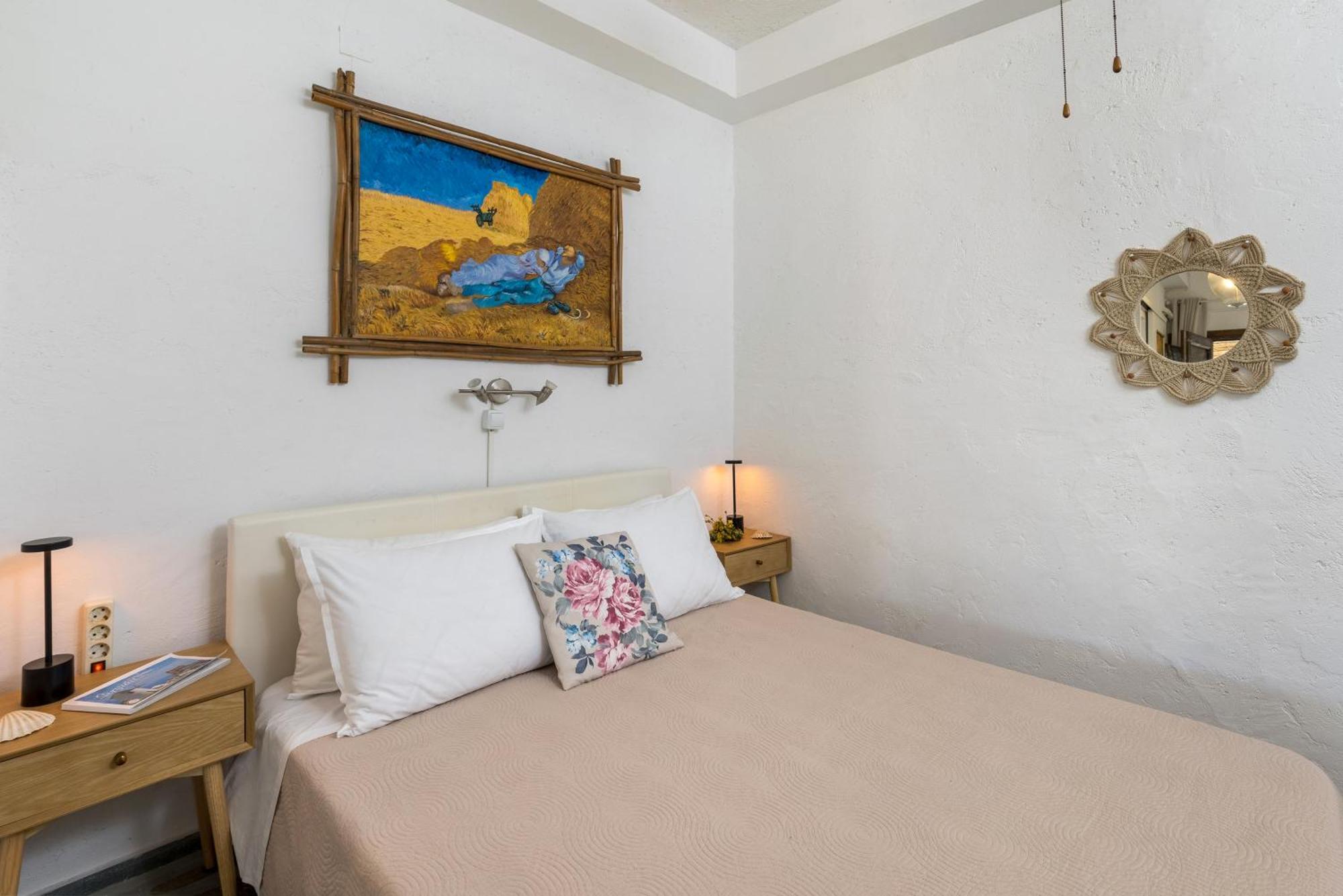 Aegean View - Seaside Apartment In Syros アゾリムノス エクステリア 写真