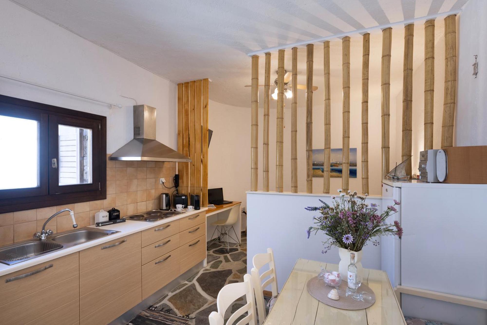 Aegean View - Seaside Apartment In Syros アゾリムノス エクステリア 写真