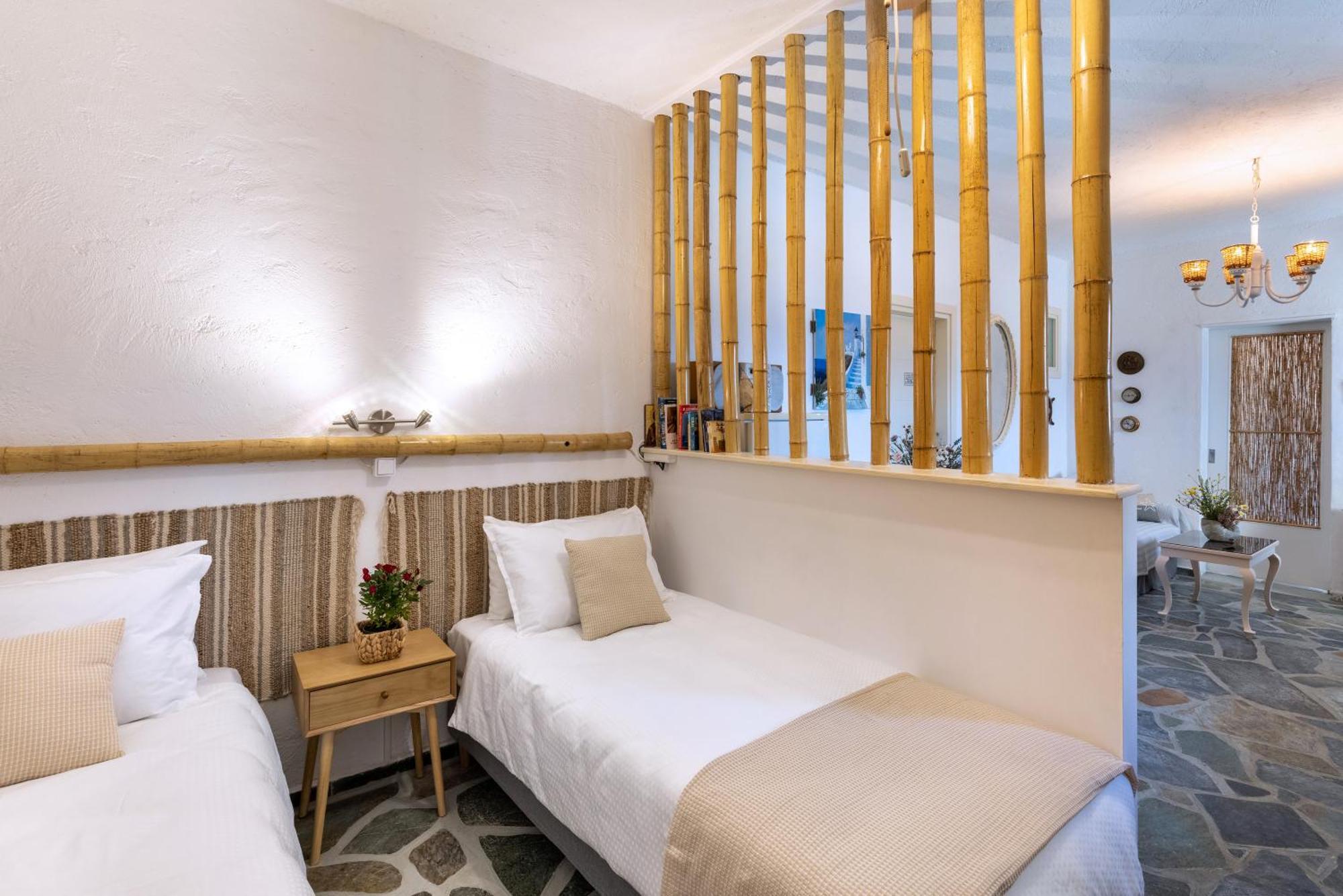Aegean View - Seaside Apartment In Syros アゾリムノス エクステリア 写真