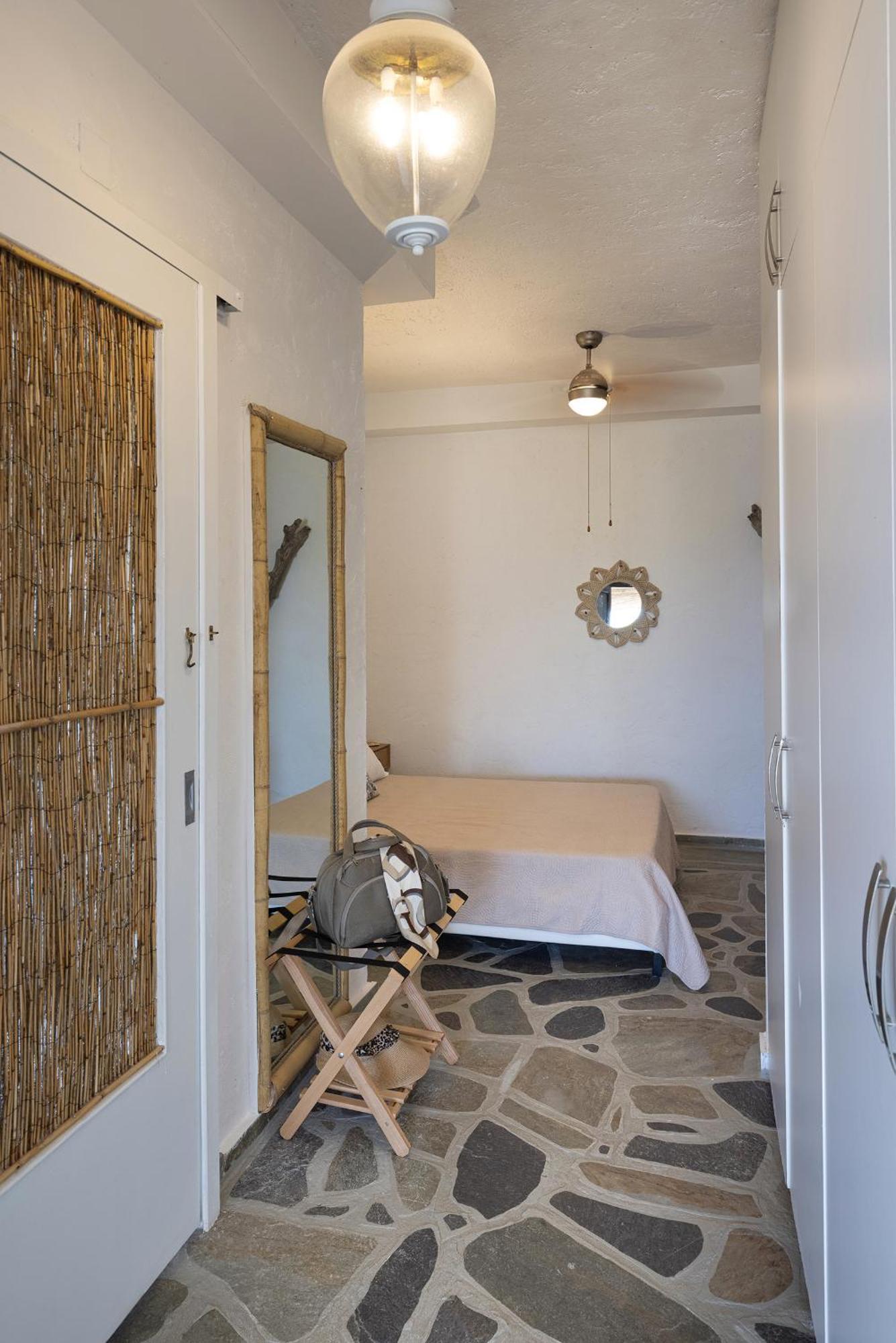 Aegean View - Seaside Apartment In Syros アゾリムノス エクステリア 写真