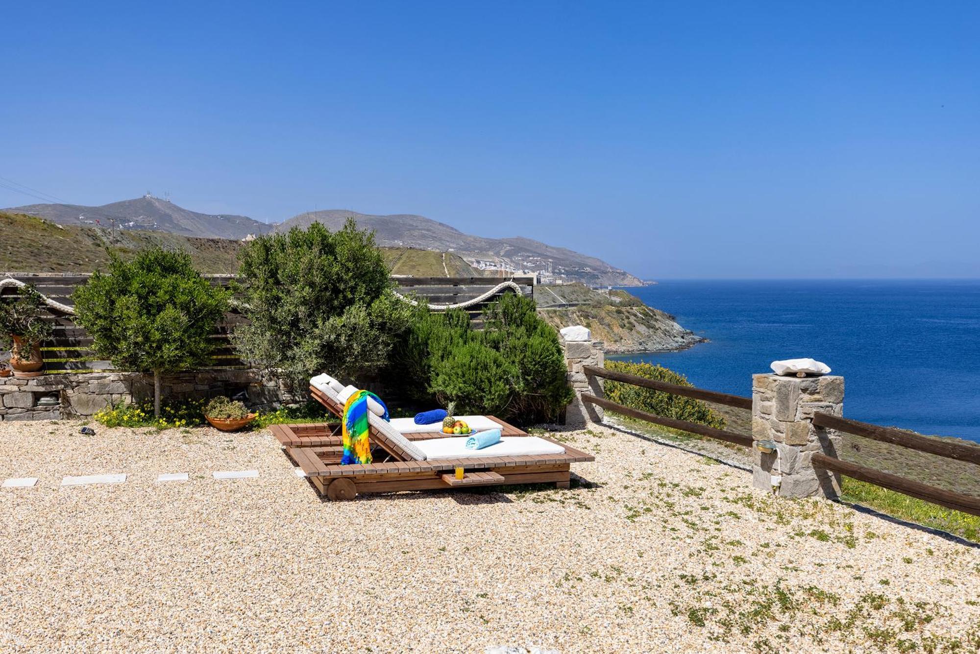 Aegean View - Seaside Apartment In Syros アゾリムノス エクステリア 写真