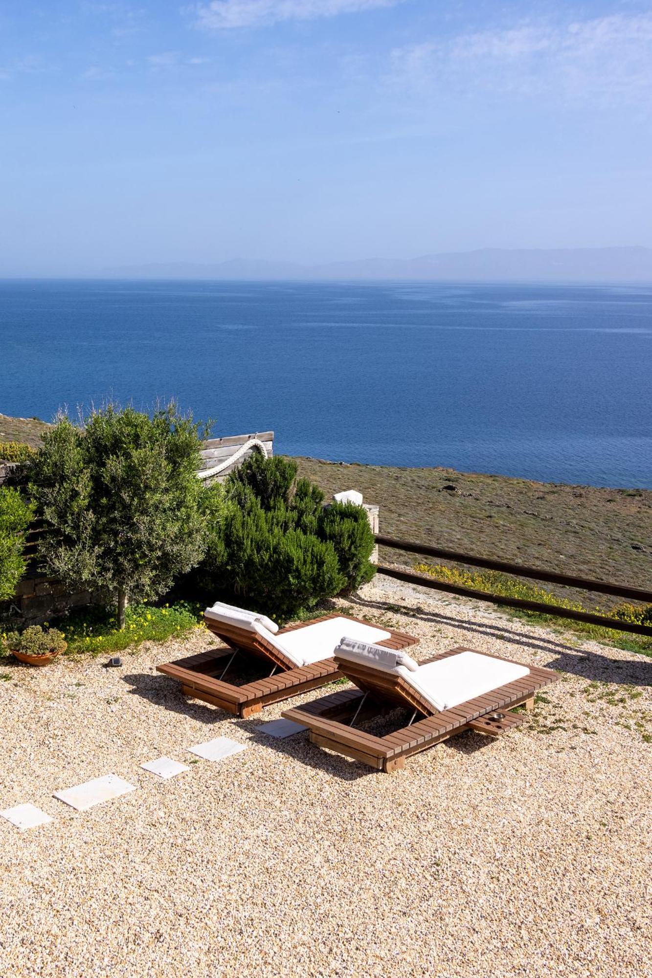 Aegean View - Seaside Apartment In Syros アゾリムノス エクステリア 写真