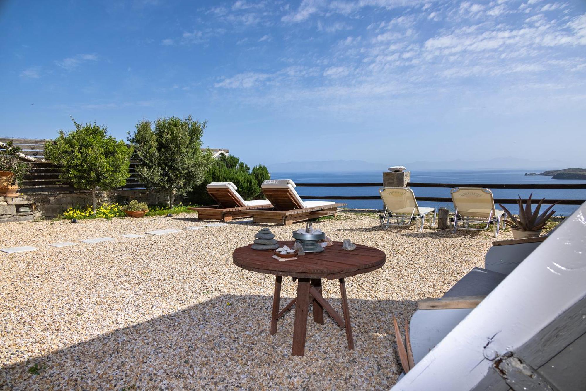 Aegean View - Seaside Apartment In Syros アゾリムノス エクステリア 写真